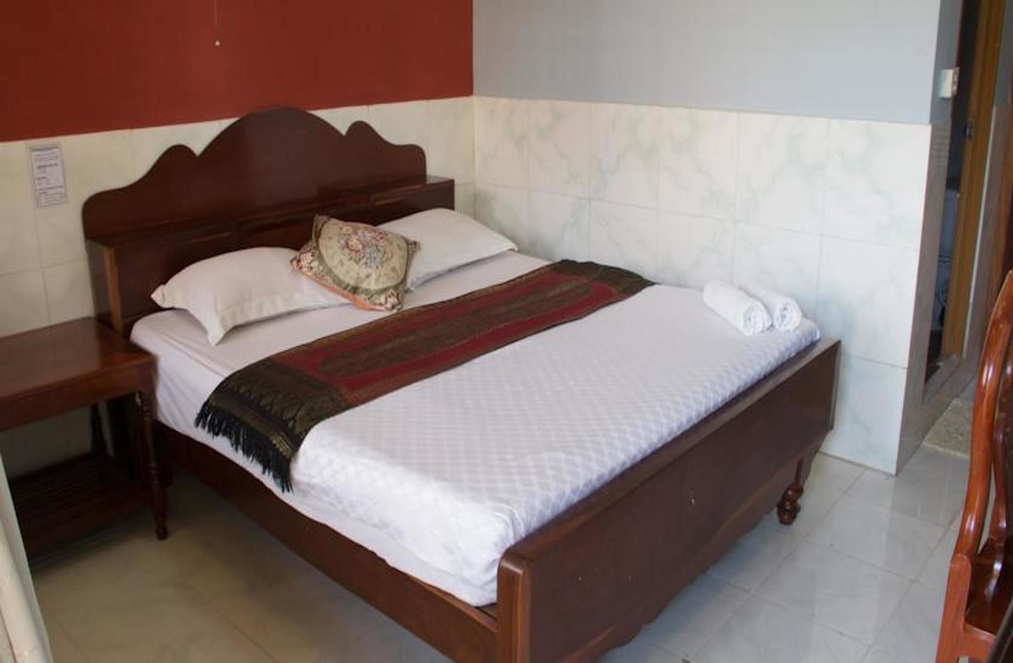 Royal Guest House Phnom Penh Exterior photo